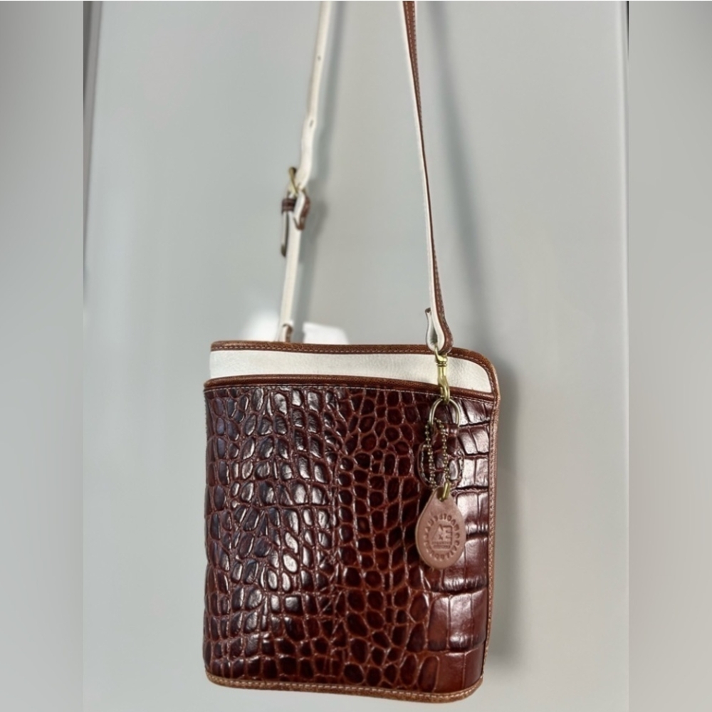 American Exec Brown&White Croc Embossed Leather Adjustable Crossbody Bag - Picture 2 of 11